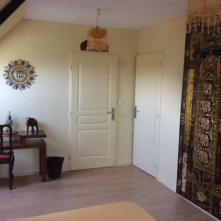 L Entre Deux Bed and Breakfast Champcey Δωμάτιο φωτογραφία
