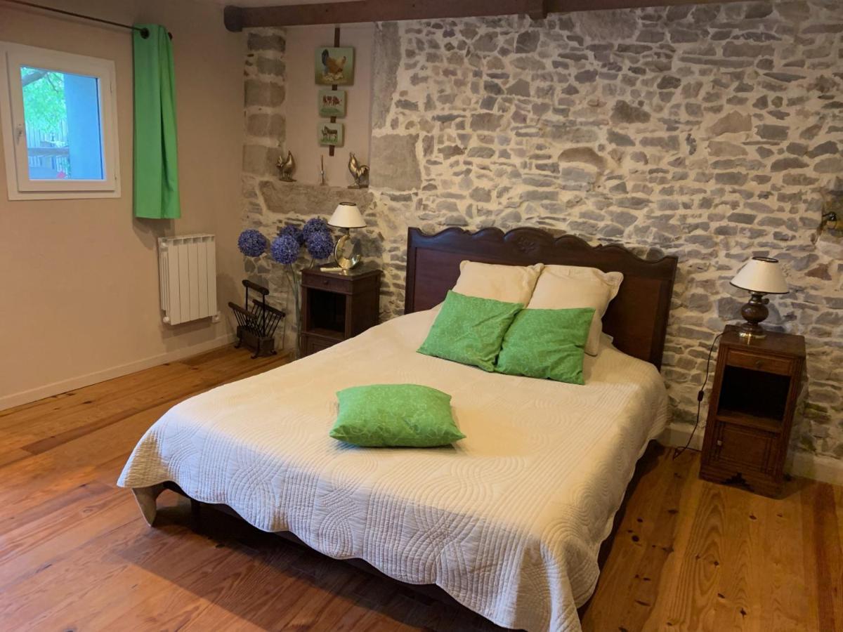 L Entre Deux Bed and Breakfast Champcey Εξωτερικό φωτογραφία